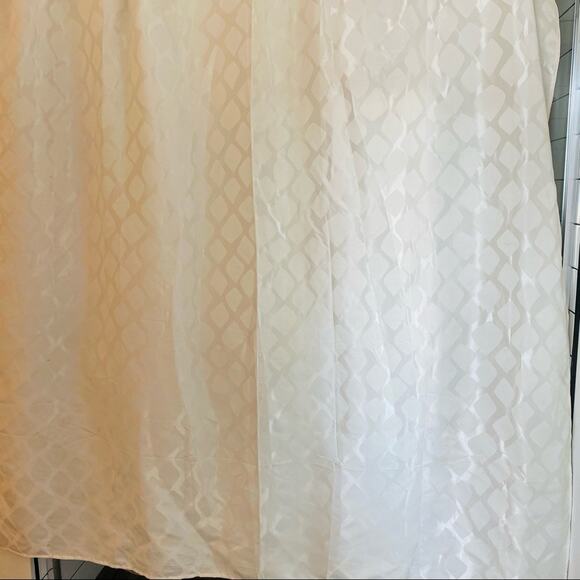 ANTHROPOLOGIE Geometric Pattern Print White Minimalist Neutral Shower Curtain - Picture 1 of 4